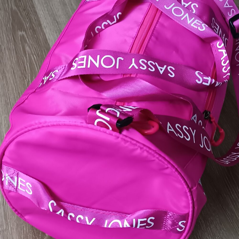 Sassy Jones Duffle Bags Pink With Bag Great Condition - Picture 3 of 7
